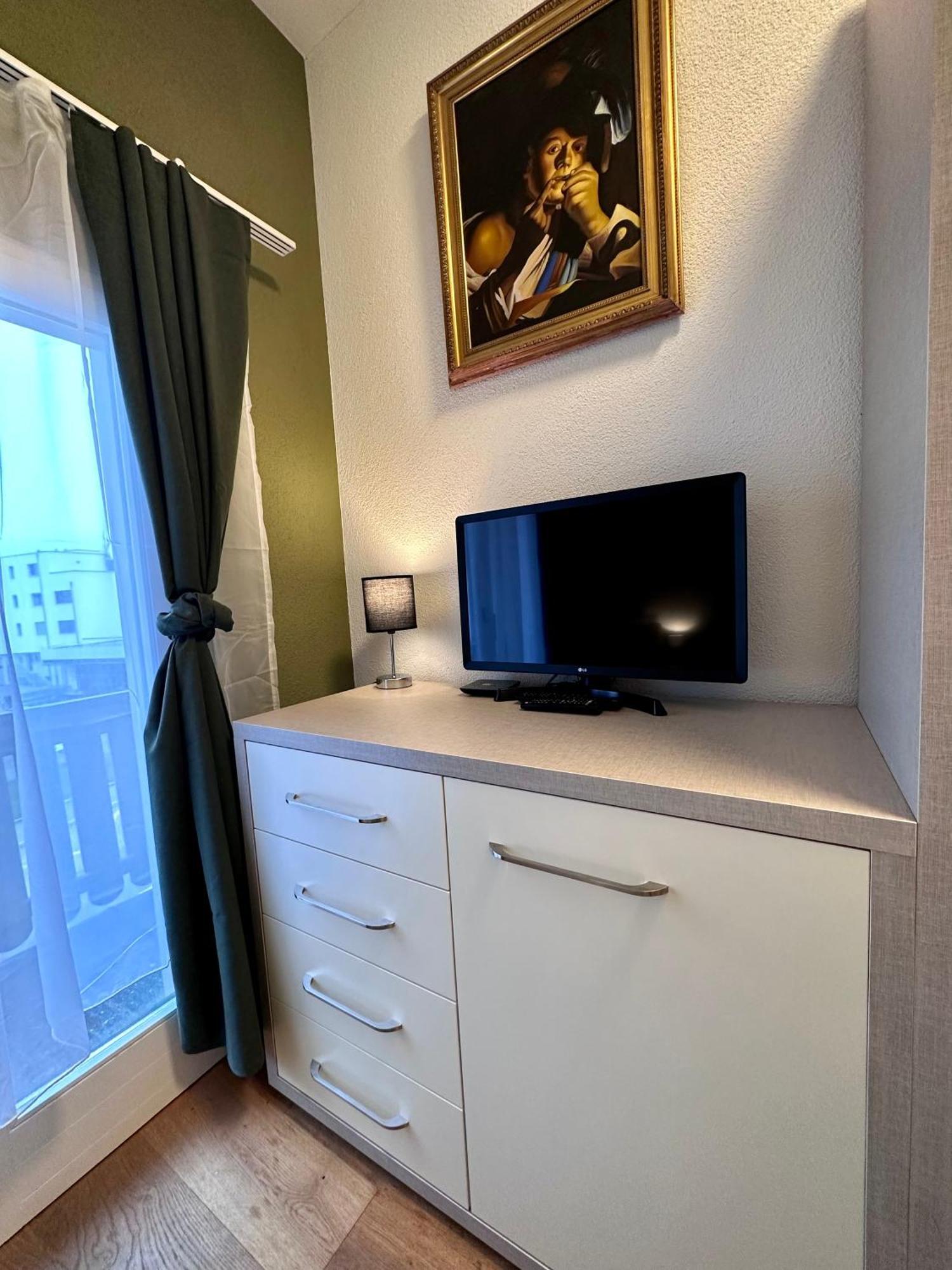 Welcome Hotel - Hellbuehl Self-Check-In ภายนอก รูปภาพ