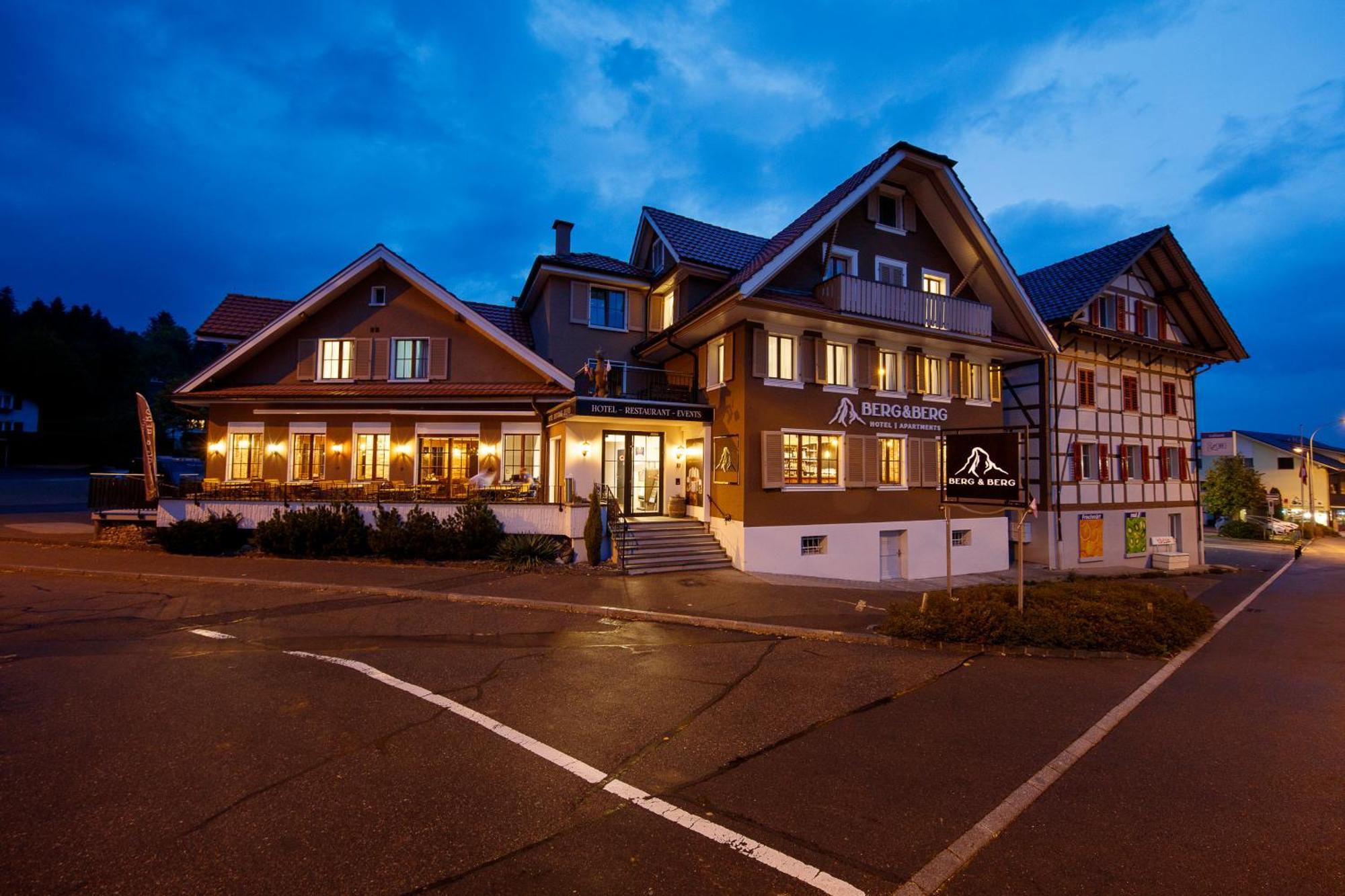 Welcome Hotel - Hellbuehl Self-Check-In ภายนอก รูปภาพ